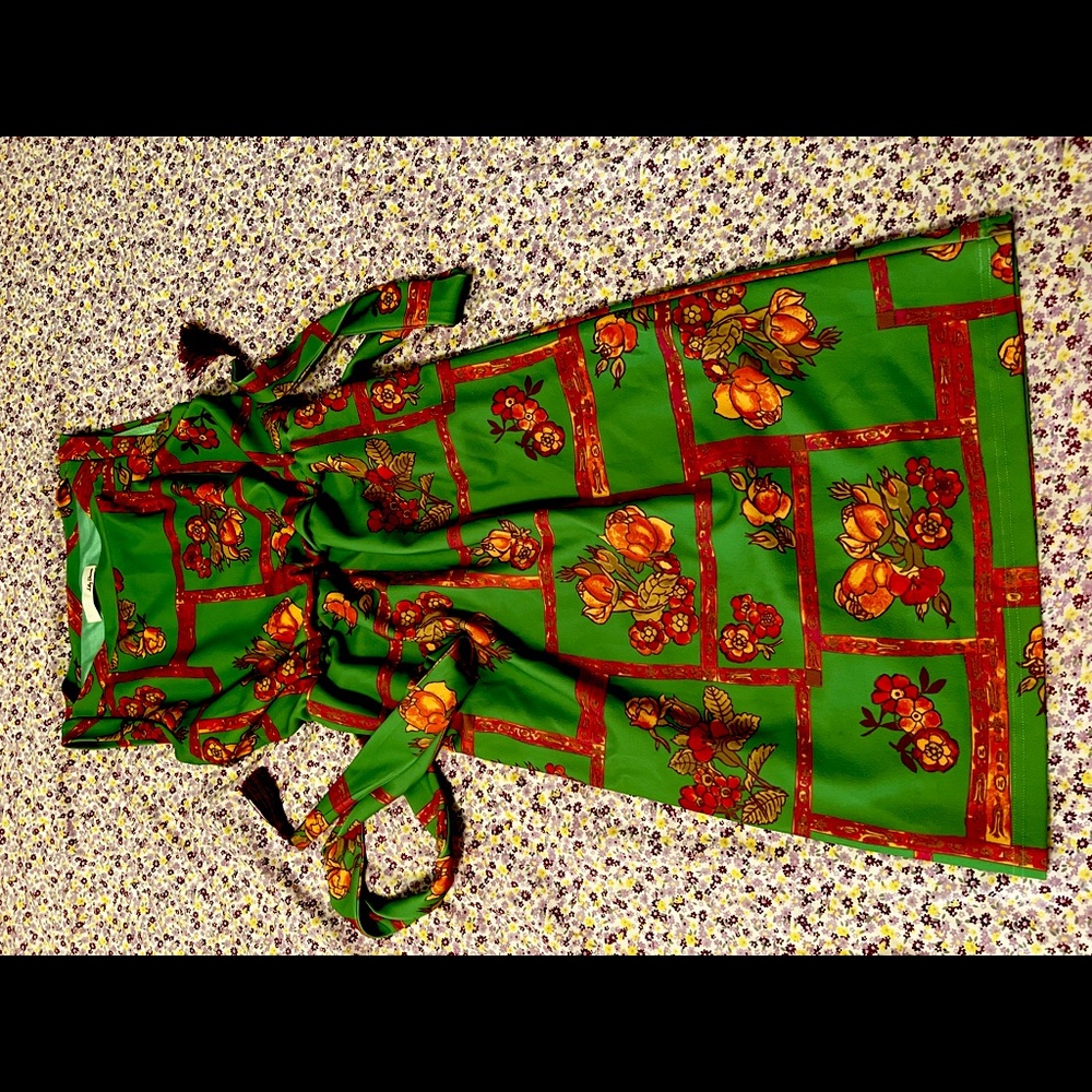 Lily brown dress. One size.